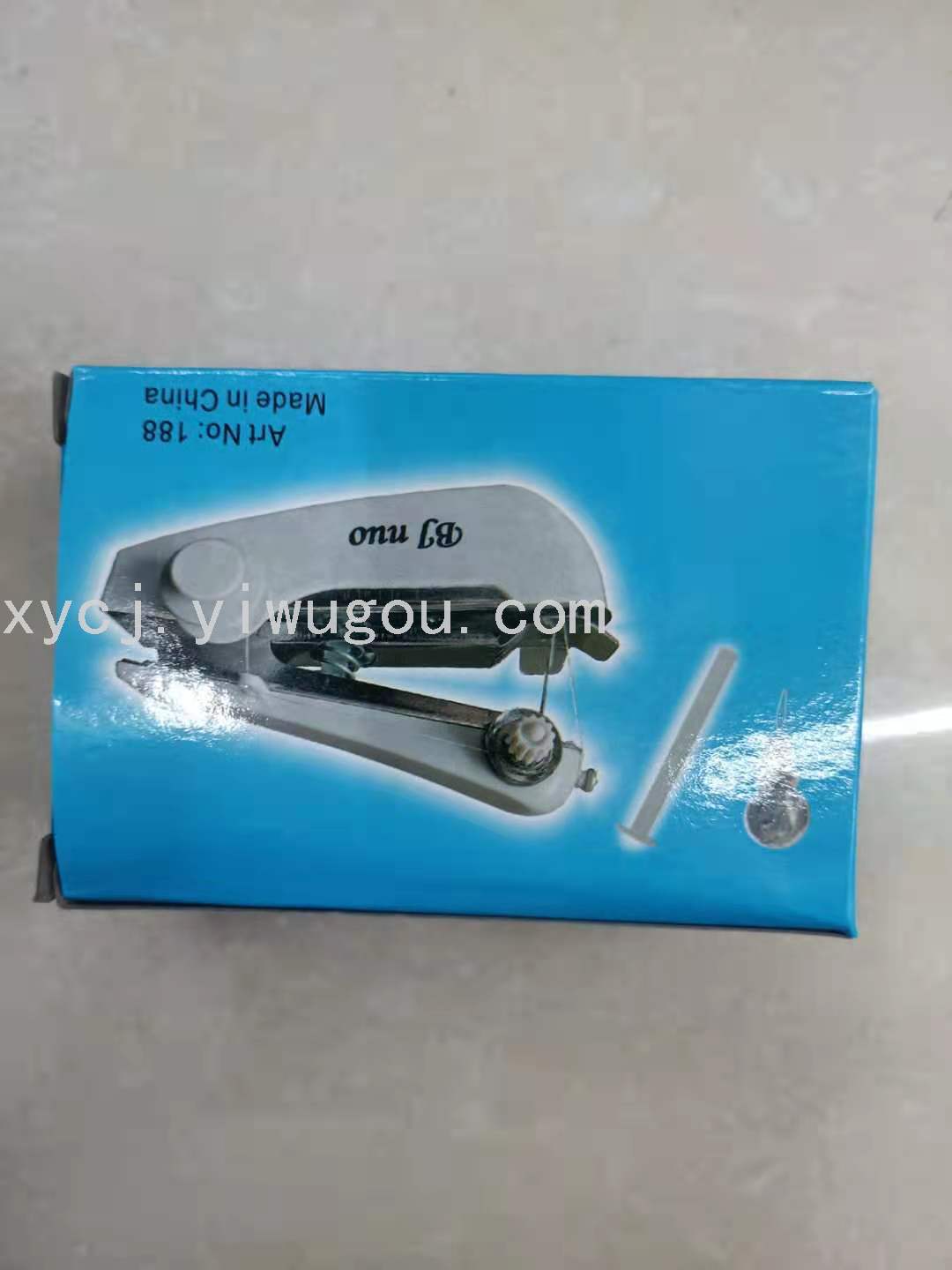 优质迷你袖珍手动缝纫机缝补手工布艺缝纫机器