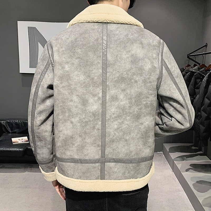 Autumn leather jacket for men, with a lapel collar, is trendy and cool. It is a fleece and thickened men's leather jacket Application Scenario