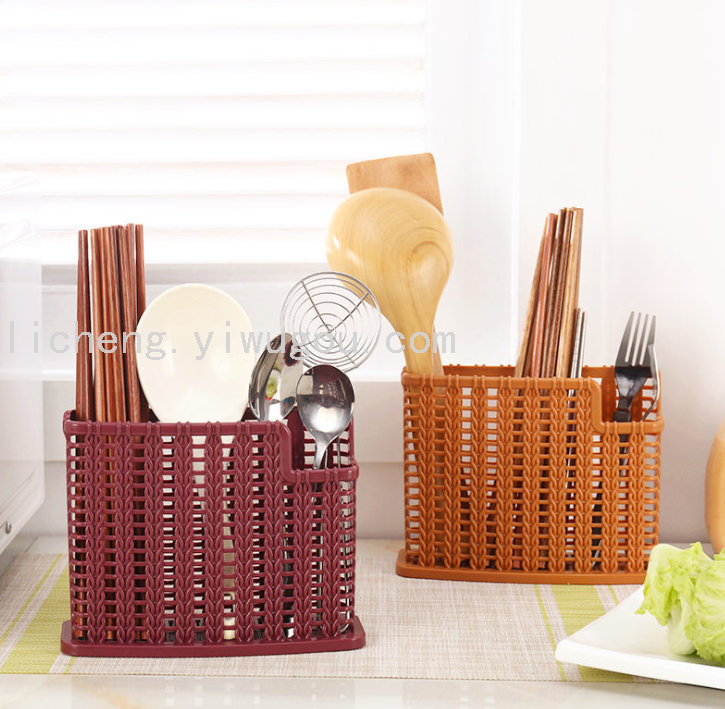 The kitchen chopsticks basket with creative three-compartment plastic chopsticks holder holds the chopsticks case