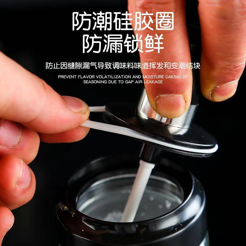 G1121 Premium spoon-cap integrated seasoning bottle, seasoning jar, soy sauce bottle, daily kitchenware Application Scenario
