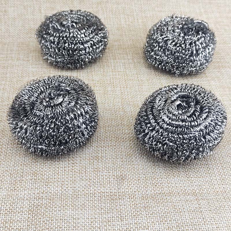 M7422 Four 15# steel wool balls for cleaning kitchenware, 2-yuan store, 2-yuan general merchandise wholesale Application Scenario
