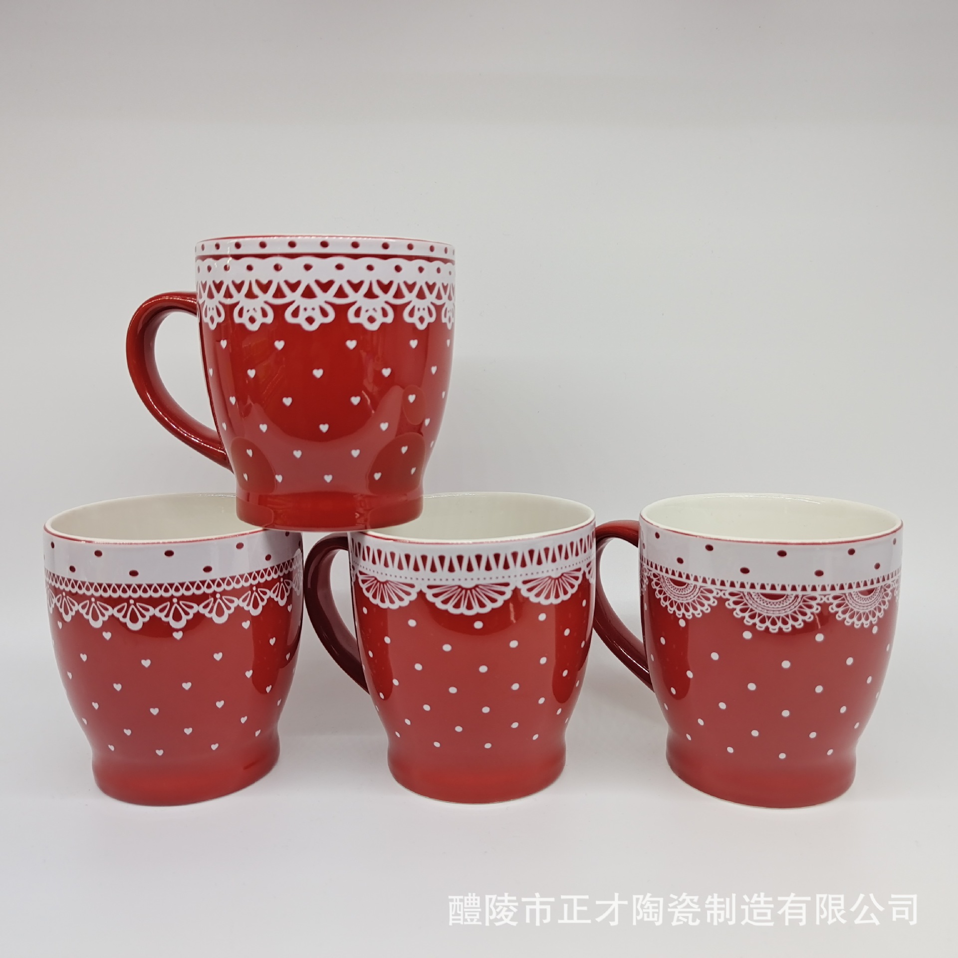 Wholesale of red ceramic mugs and white lace ceramic cups in stock. Factory direct sales