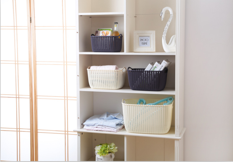 Small rattan woven storage frame, storage basket, blue plastic household daily necessities imitation Item Picture