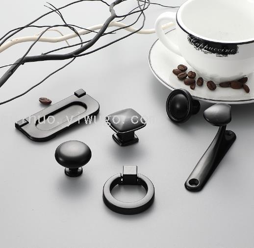 Factory direct sales of black aluminum alloy solid European-style modern handles for cabinets, wardrobes, door handles and furniture hardware details Picture