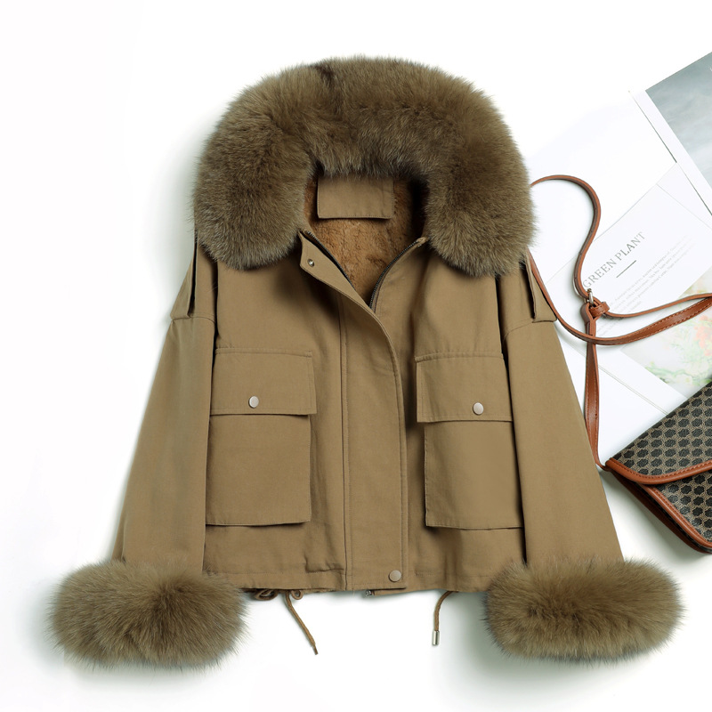 Down cotton-padded jacket for women, short winter style, Korean style, fashionable and loose, petite petite parka cotton-padded jacket with down cotton-padded jacket Item Picture