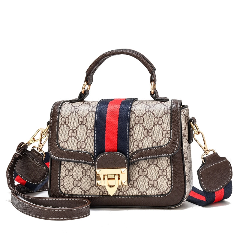 The 2021 new style of European and American fashionable printed women's bags, color-matched single-shoulder crossbody women's bags, hand-held small square bags Item Picture