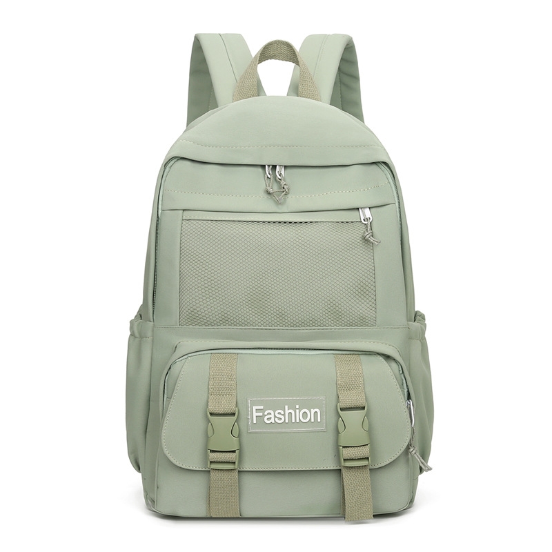 2021 New Korean version large capacity backpack for middle school students, outdoor travel backpack, college student class backpack Application Scenario