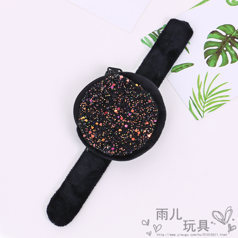 Factory direct sales of sequined coin purses, papapa rings, fashionable children's and adults' wristbands, coin purses, and colorful wristbands as gifts Application Scenario