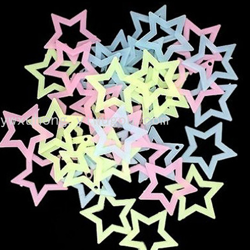 Factory direct sales of hollowed-out star luminous stickers, fluorescent star bedroom and children's room decorative fluorescent stickers