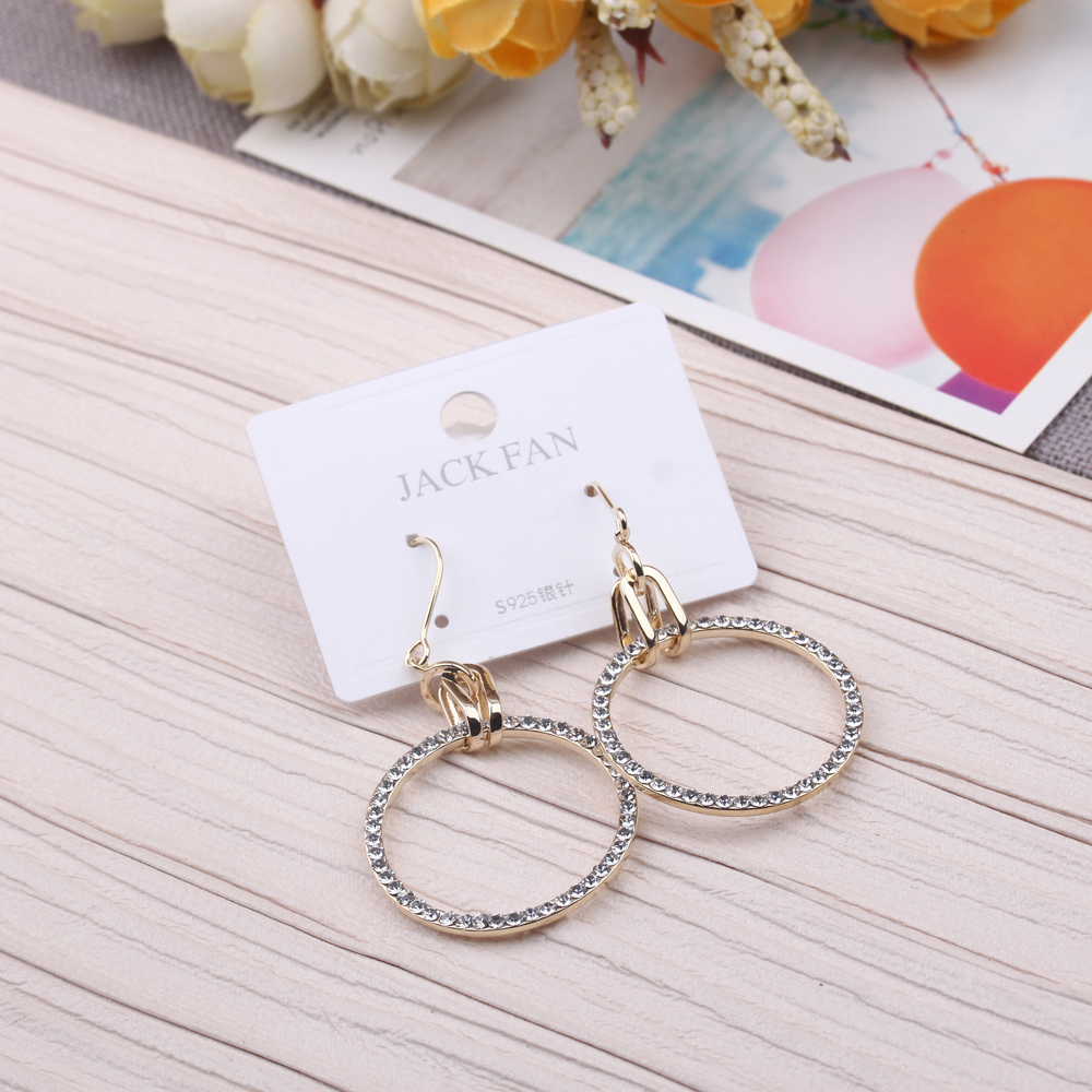 Elegant long tassel earrings, Japanese and Korean s925 silver needle anti-allergy earrings, personalized, versatile, fashionable and super fairy earrings Application Scenario
