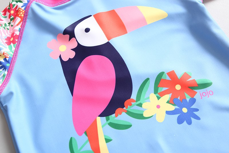 Korean style girls' swimsuits, ins, long-sleeved sun protection, quick-drying and warm surfing suits for babies and children, trendy Application Scenario