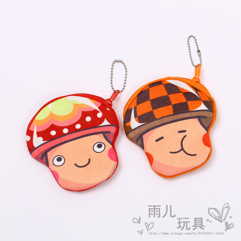 Cute and adorable cartoon creative mushroom plush coin purse, coin case, card case, student schoolbag pendant Application Scenario