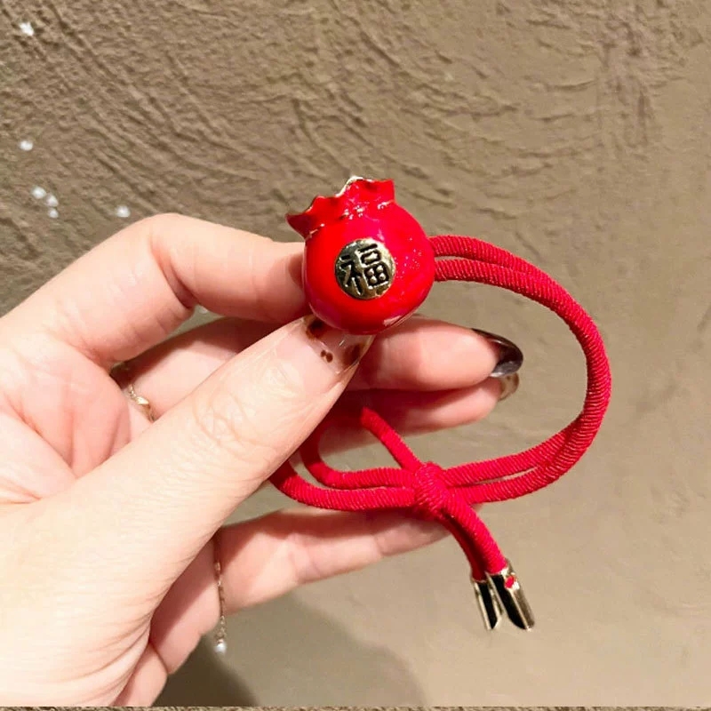 Korean New Year red string hair band, New Year of the Ox zodiac year headband, bracelet style rubber band, new bun hairstyle New Year's Eve headwear Item Picture