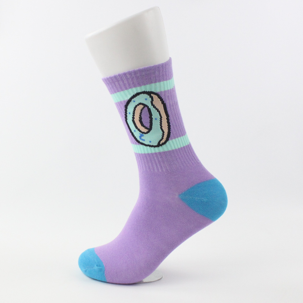 Mid-calf mid-waist sports socks for men and women, skateboard sweet ring sock donut