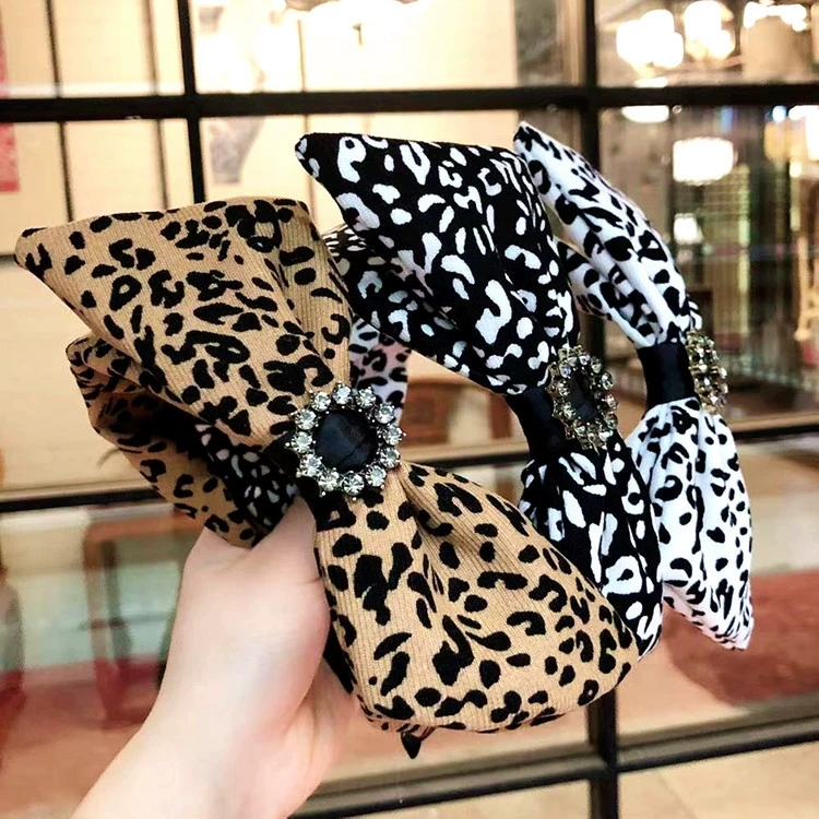 Factory direct sales of new fashionable hair accessories, Korean style ins versatile hair band, leopard print bow, pearl drill bit hair clip full figure