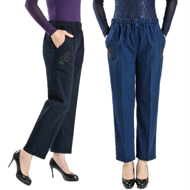 Factory direct supply of women's jeans for middle-aged and elderly people. Spring 2020 straight-leg high-waisted elastic band loose jeans for women details Picture