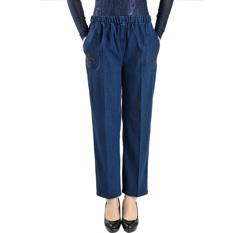 Factory direct supply of women's jeans for middle-aged and elderly people. Spring 2020 straight-leg high-waisted elastic band loose jeans for women Item Picture