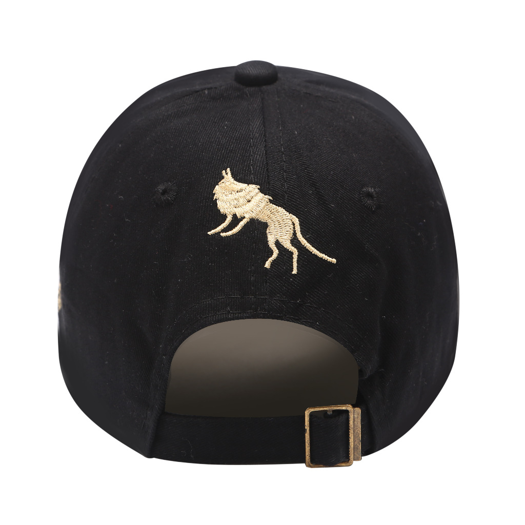 Men's summer outdoor sports sun protection baseball caps, women's adult curved brim caps, Korean couple caps, Wolf baseball caps Application Scenario
