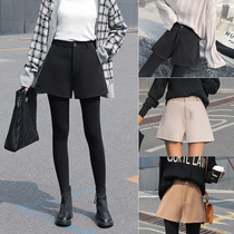Wear woolen shorts female autumn/winter 2020 new high-waisted loose wide-leg pants A-word thin leggings boot pants female