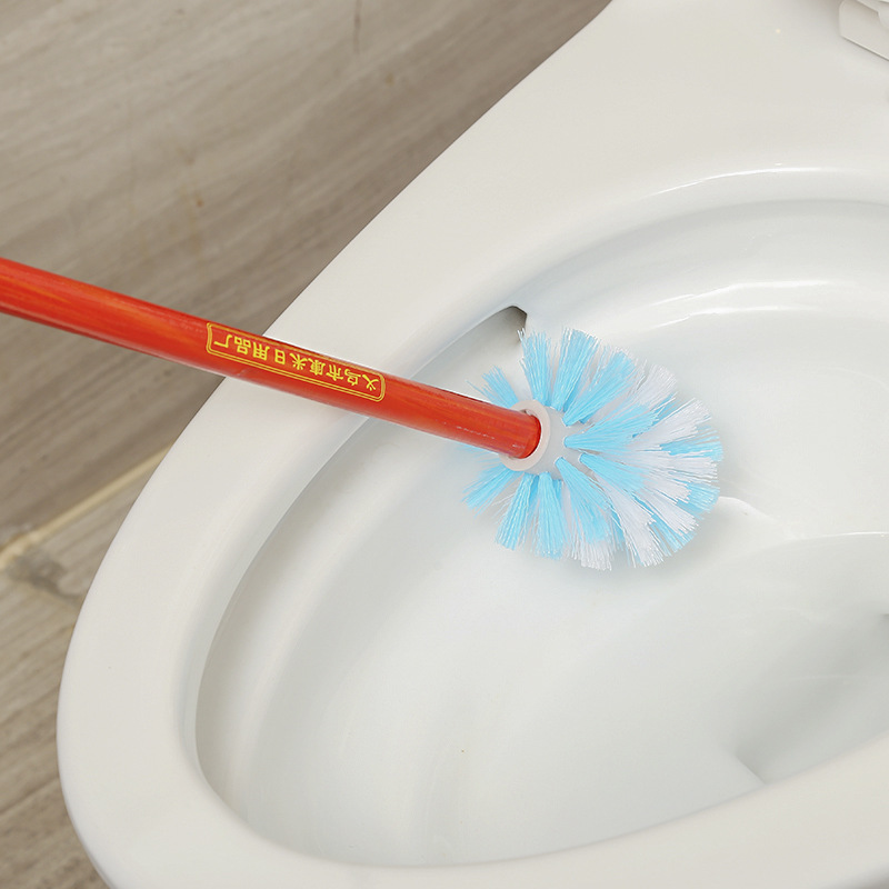 Yiwu factory direct sales of round wooden handle toilet brushes, long handle toilet brushes for dead corners, bathroom cleaning brushes wholesale Application Scenario