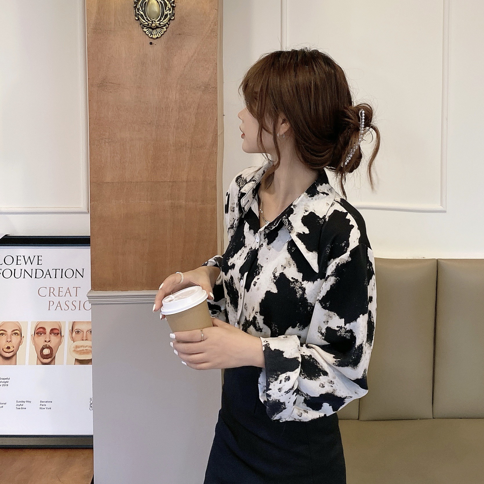 Tie-dye camouflage leopard print chiffon shirt for women, 20 new style Hong Kong-style loose and drape long-sleeved shirt Application Scenario