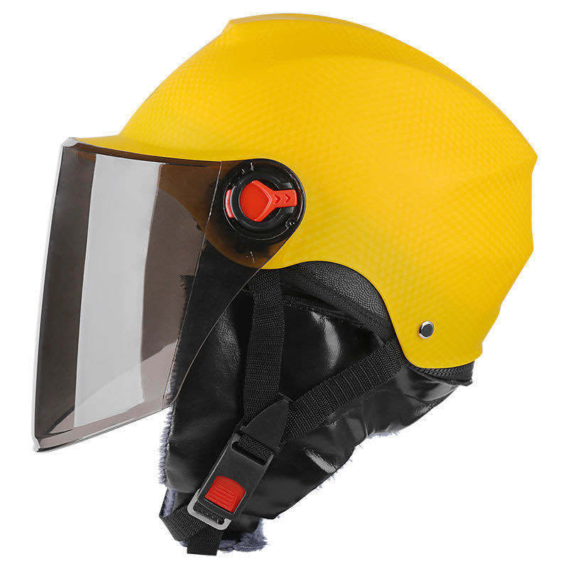 Frosted and embossed safety helmets for motorcycles and electric bikes, suitable for all seasons - summer, autumn and winter. [Gift customization available] Application Scenario
