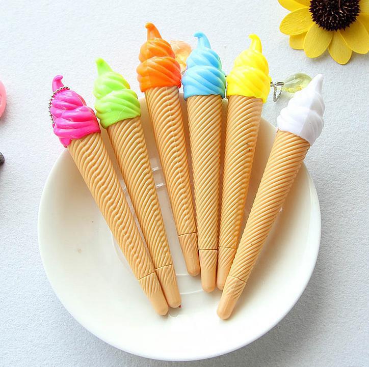 Creative pendants, ice cream-shaped gel pens, colored pen refills, student gel pens, stationery, and school supplies wholesale Application Scenario