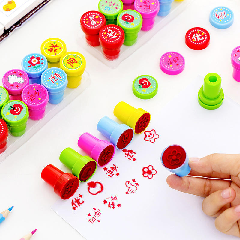 Little Red Flower style teaching aid seal student comment seal set Teacher Assistant homework comment seal set Specification image