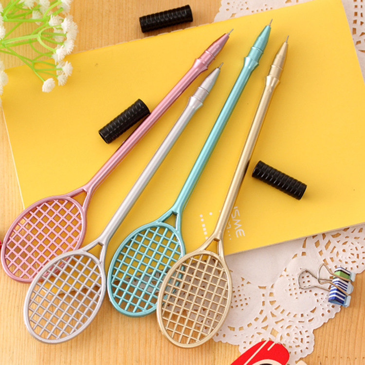 Creative simulation tennis racket, metallic color gel pen, black 0.5mm, student gel pen wholesale, student stationery manufacturer Application Scenario