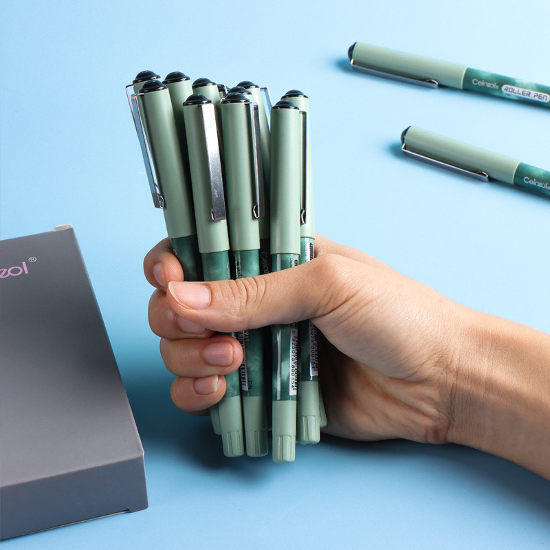 Wholesale of black 0.5mm bullet-type ballpoint pens and office signature pens for students details Picture