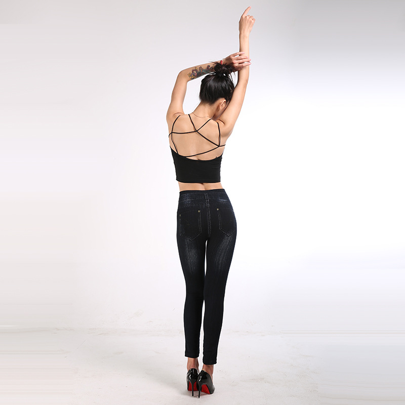 Wish's autumn bestsellers on AliExpress: Women's denim leggings made of cotton and fashionable high-waisted nine-inch pants with polka dots on the sides Item Picture