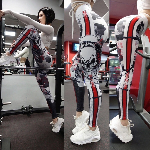 In-stock European and American best-selling women's spring skull-shaped digital print sexy hip-lifting nine-inch leggings Application Scenario
