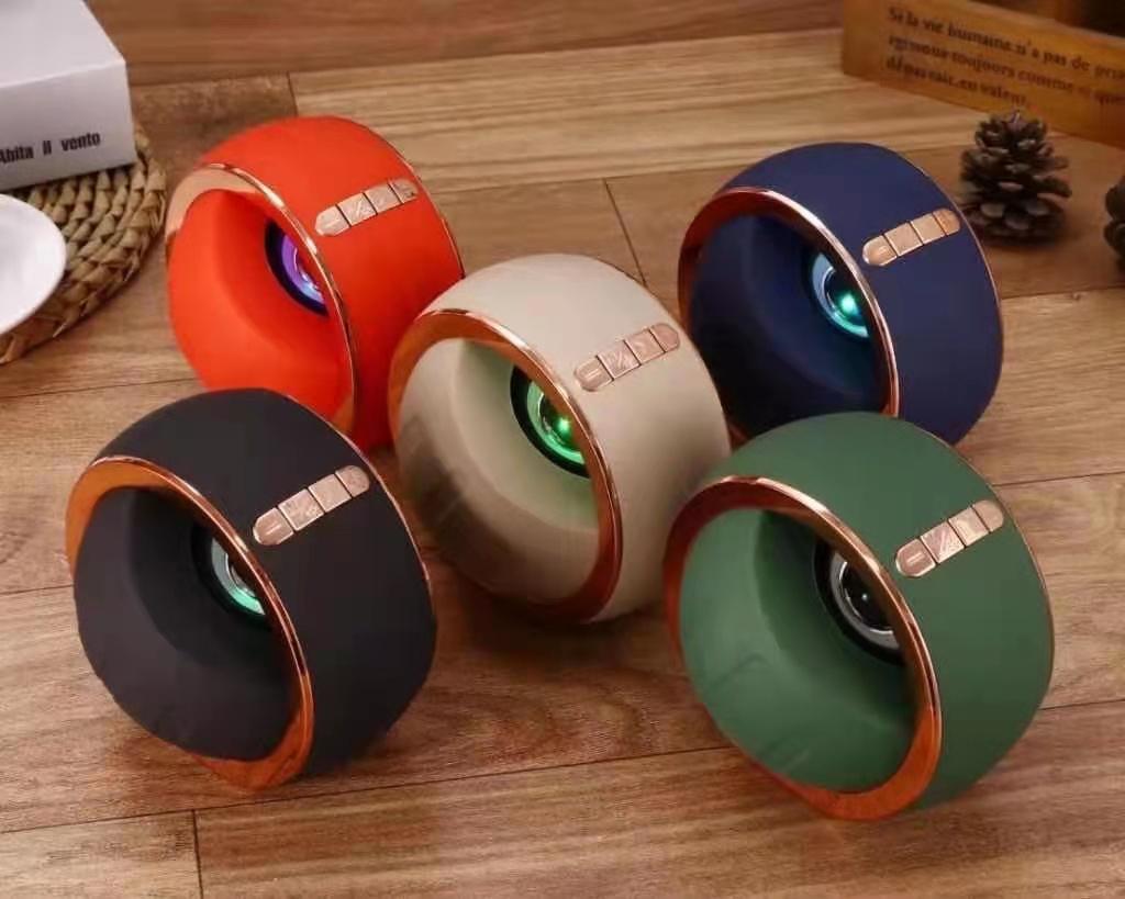 Cross-border new MS-33 wireless Bluetooth speaker, fashionable subwoofer, seven-color light audio private mold in stock Application Scenario
