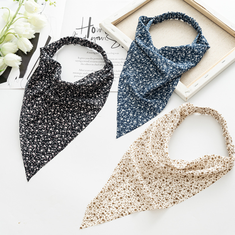 New European and American floral fabric headscarves, women's versatile hair ties, triangular scarves, three-state cross-border supply, elastic hair bands full figure