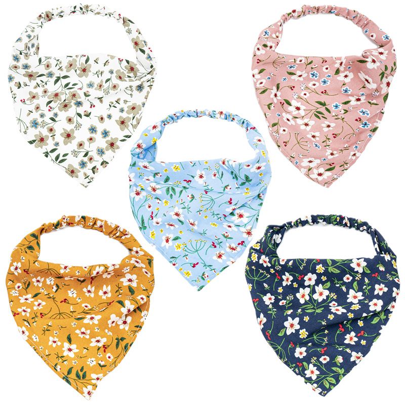 Santai 2021 Women's Floral elastic band headscarf, Thin floral fabric headscarf, European and American triangular scarf hair accessory batch Application Scenario