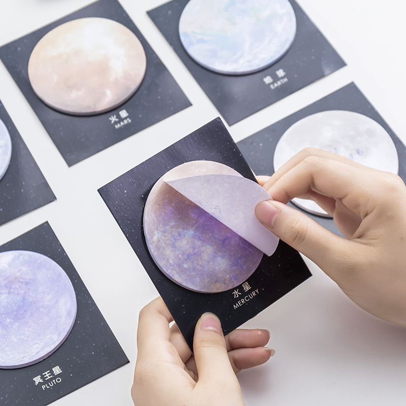 The Creative Planet series of stationery from Japan and South Korea features round, tear-off sticky notes, small notebooks, and office notes that can be used N times Specification image