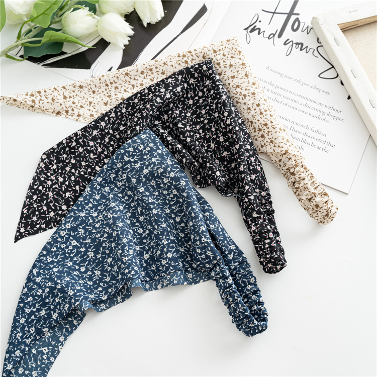New European and American floral fabric headscarves, women's versatile hair ties, triangular scarves, three-state cross-border supply, elastic hair bands Specification drawing