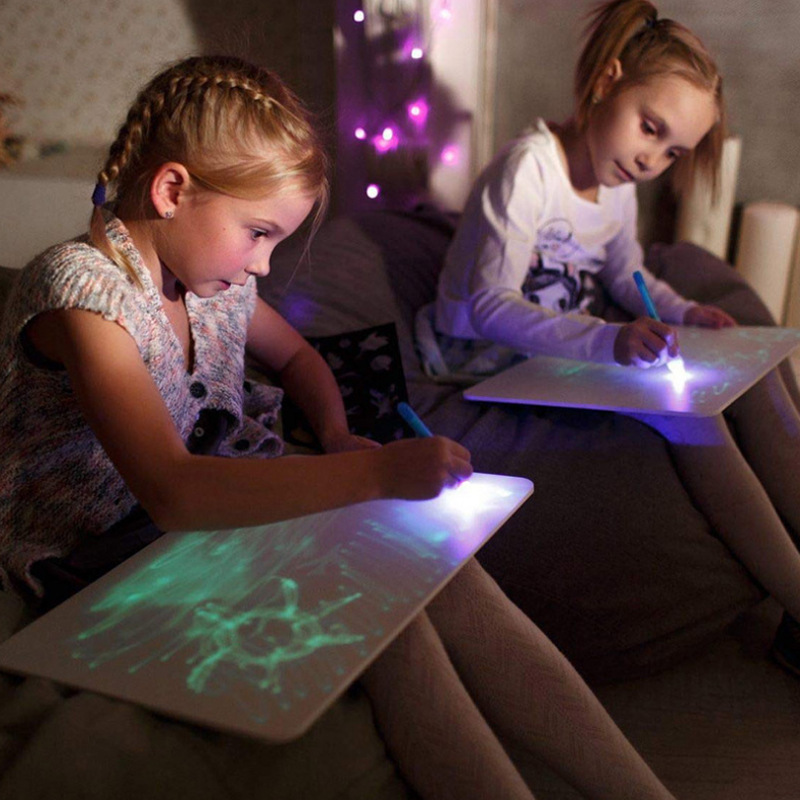 Draw With Light Fun Children's luminous toys Doodle Drawing Writing Board Night Light Board Fluorescent board Specification drawing