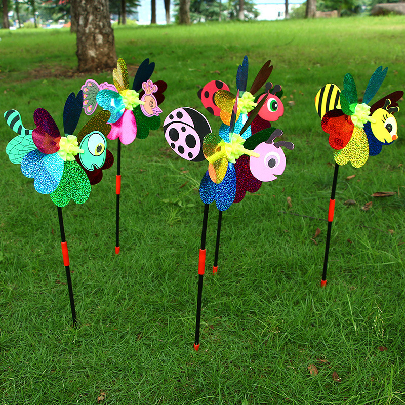 Three-dimensional insect windmills, cartoon bees, butterflies, sequined windmills, outdoor children's toys, park street stalls, and hot sales details Picture