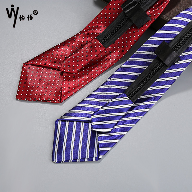 New fashionable, trendy and stylish student zipper ties are available for wholesale. Student checkered and striped ties for balls and parties Application Scenario
