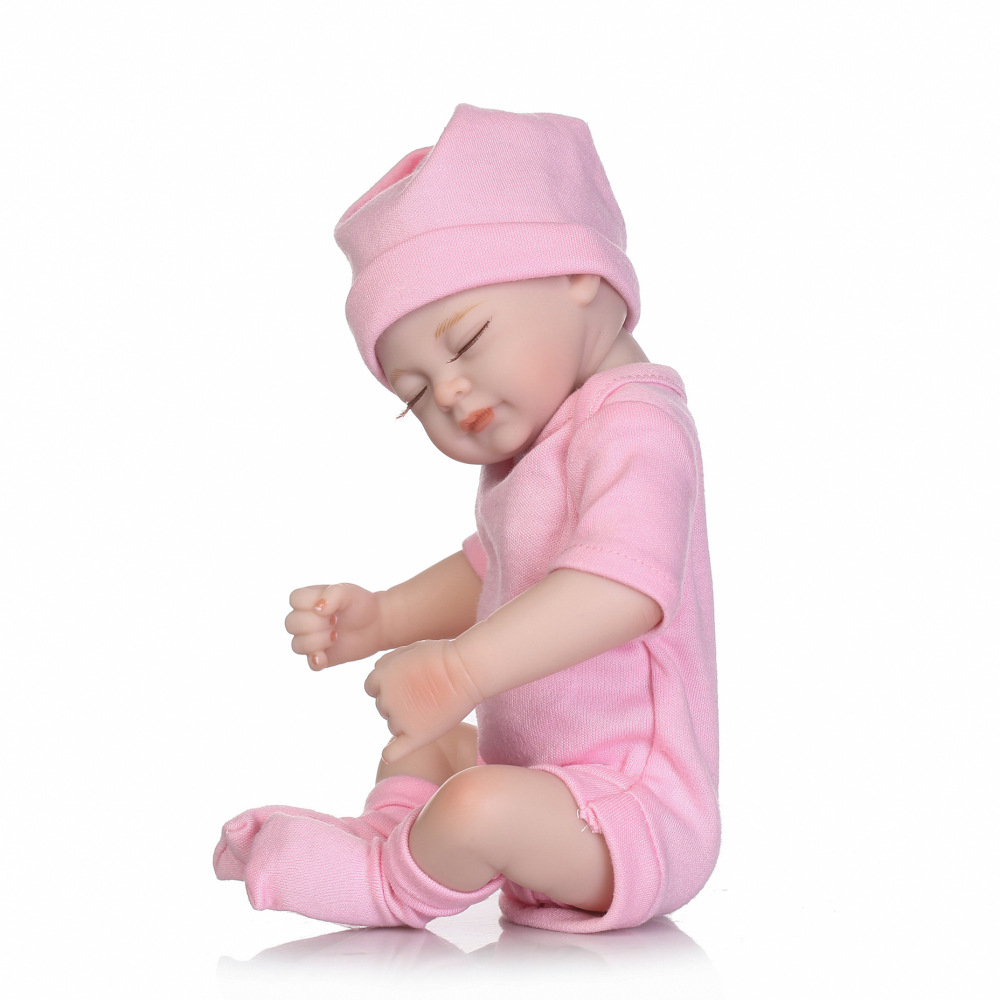 Wholesale of 2022 new 10-inch rebirth baby dolls, eye-opening and eye-closing bath dolls, and baby care dolls Application Scenario