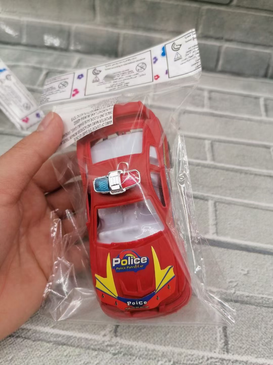 【 Special Offer 】 Brand-new foreign trade original order coasting police cars, car gifts, small cars, hot sales at street stalls, foreign trade supplies full figure