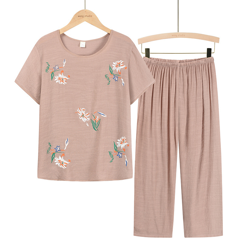 Two-piece summer women's wear set for middle-aged and elderly people: Casual mom's set, new short-sleeved T-shirt for 50-60 seniors, grandma's wear details Picture