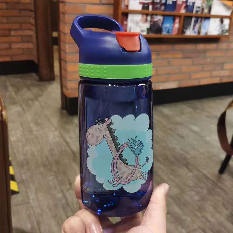婴幼儿学饮杯实物图