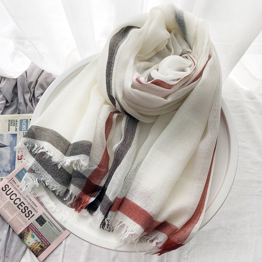 围巾白底实物图