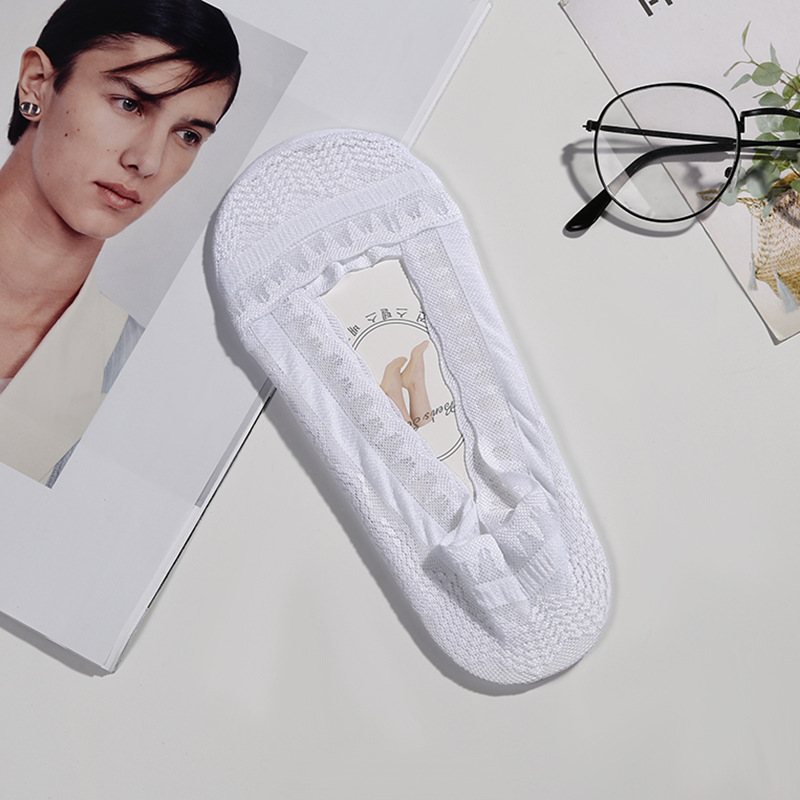 Fish-scale lace boat socks are light, soft, highly elastic, non-rubbing, invisible socks, fashionable, simple, comfortable and anti-slip lining details Picture