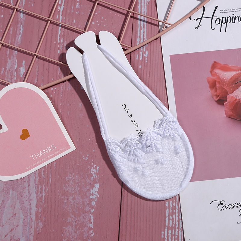 Embroidered edge half-leg socks, light and thin straps, elastic and non-falling, invisible socks wholesale, fashionable new style, comfortable, anti-slip and punctuated Specification image