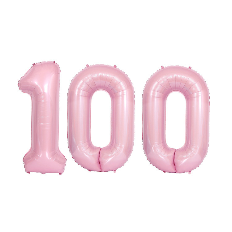 40-inch large blue and pink digital heart-shaped aluminum film balloon baby 100 days old Children's 10th birthday party decoration 1 Application Scenario