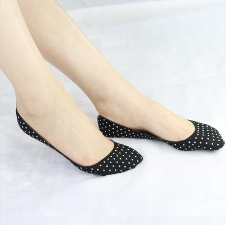 Foot Charm's new autumn and winter collection: Japanese-style winter flat, warm, anti-slip, fleece mid-calf women's socks for snow