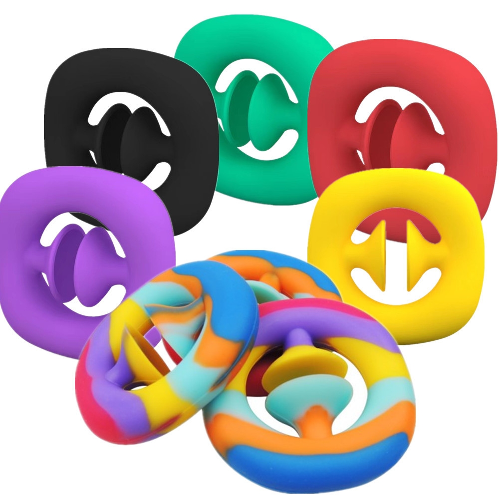 SNAPPERZ silicone grip strengthener for arm muscle training and five-finger strength training is a pioneer toy for rat control full figure